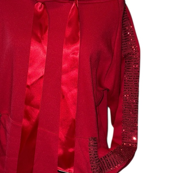 Red Hoodie Sweatsuit with Sequin Details, satin ties and pockets, new - Picture 3 of 16
